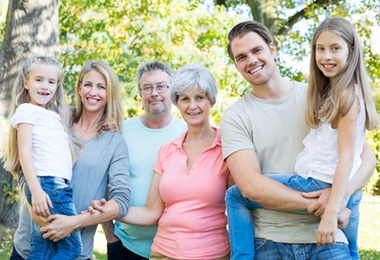 mehrere Generationen Familie in Raubling